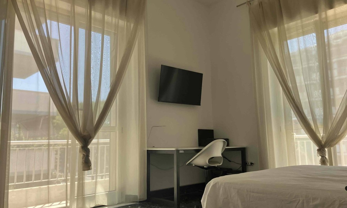 Pescara Apartment | large double room
