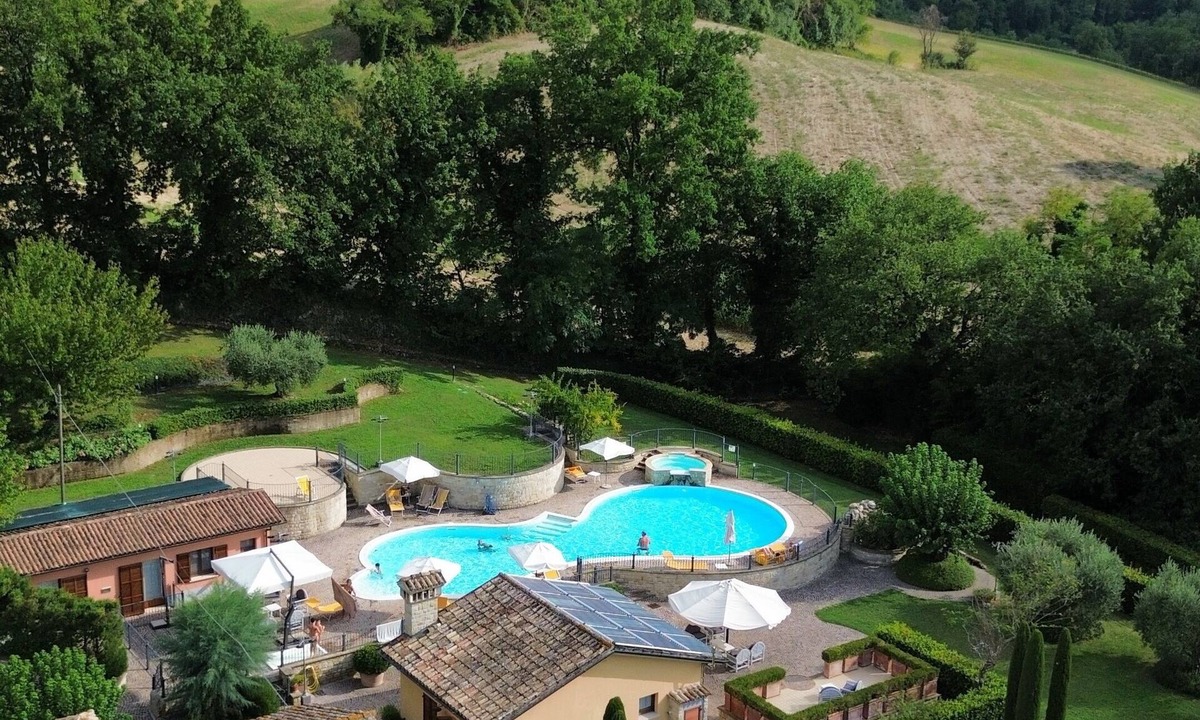 SantʼIppolito Bed & Breakfast | Le Fontanelle Country House