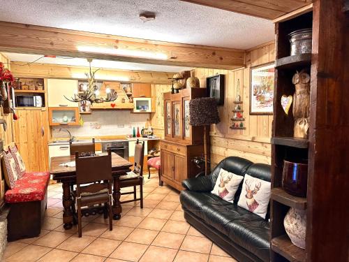 Pallusieux Apartment | Le Grenier de Olga e Mario