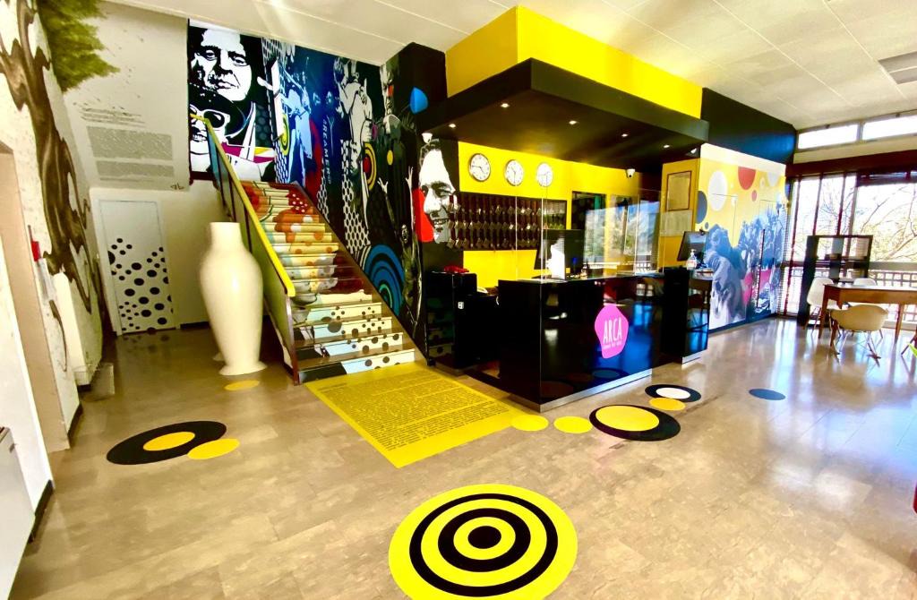 Spoleto Hotel | LH Hotel Arca Street Art