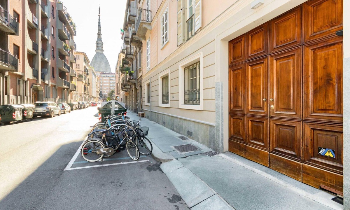 Vanchiglia Apartment | Loft del Conte nei Pressi Della Mole by Wonderful Italy