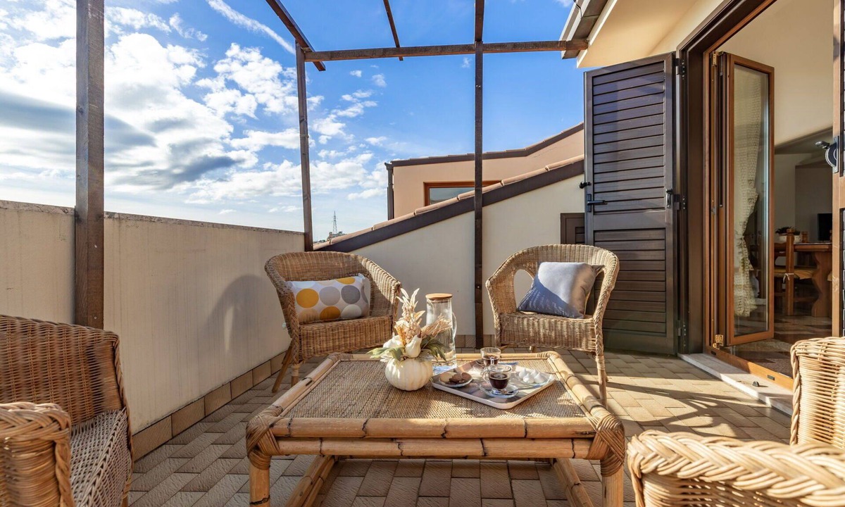 Porto Sant'Elpidio Apartment | Lovely apartment for 8 people with hot tub, A/C, WIFI, TV, terrace and panoramic view
