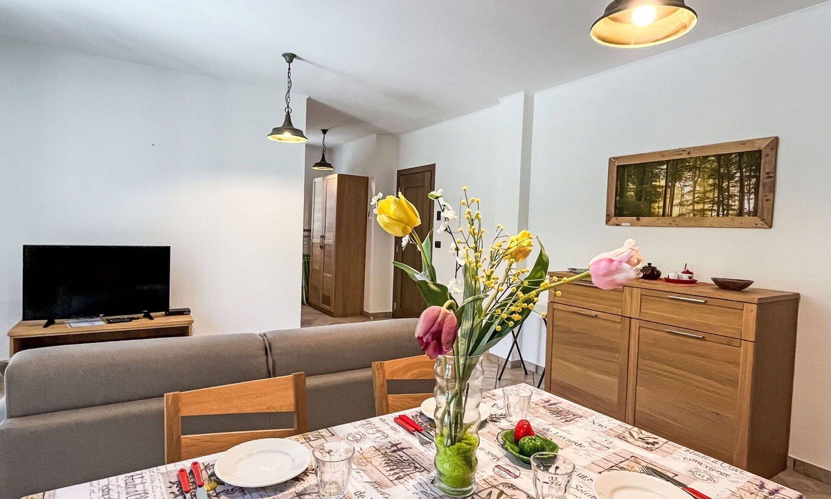 Savona Apartment | Lovely apartment for 4 guests with WIFI, TV, patio, pets allowed and panoramic view