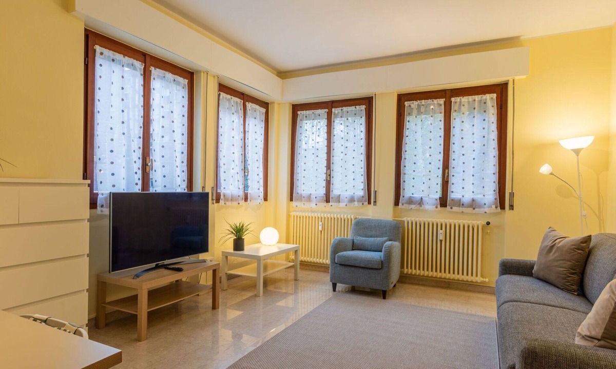 Zona Zara Apartment | Lovely apartment for 4 people with WIFI, A/C and TV
