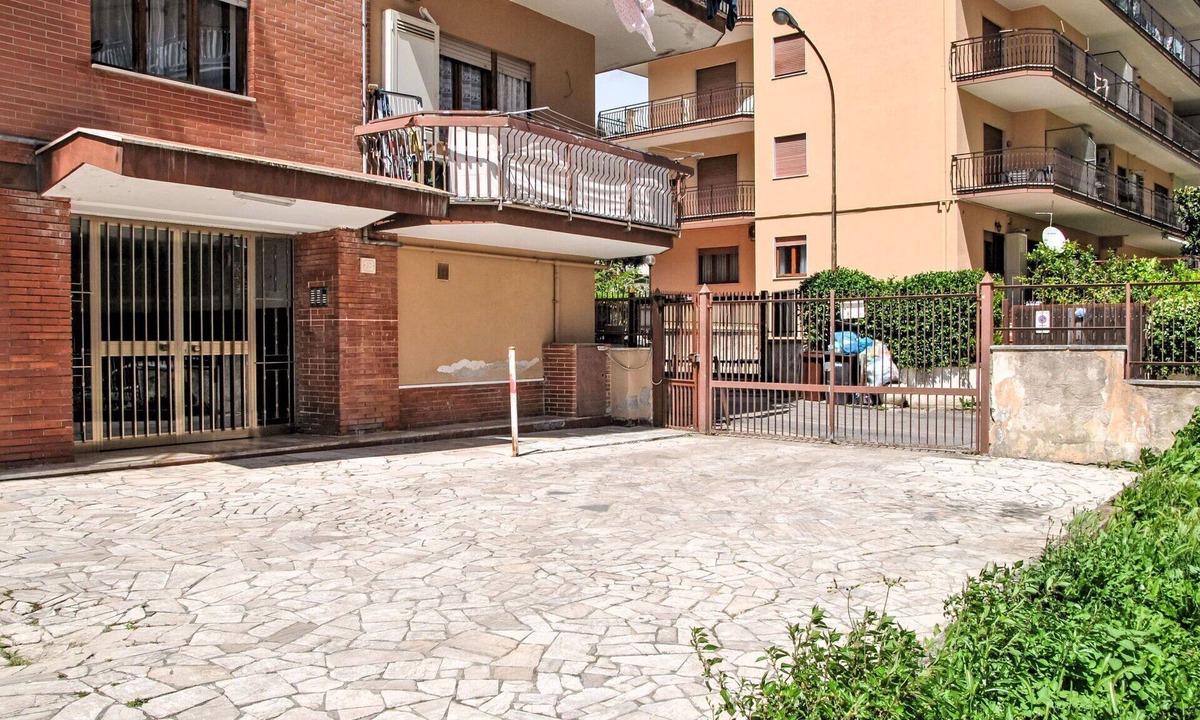 Formia Apartment | Lovely apartment for 9 guests with WIFI, A/C, TV, balcony and pets allowed