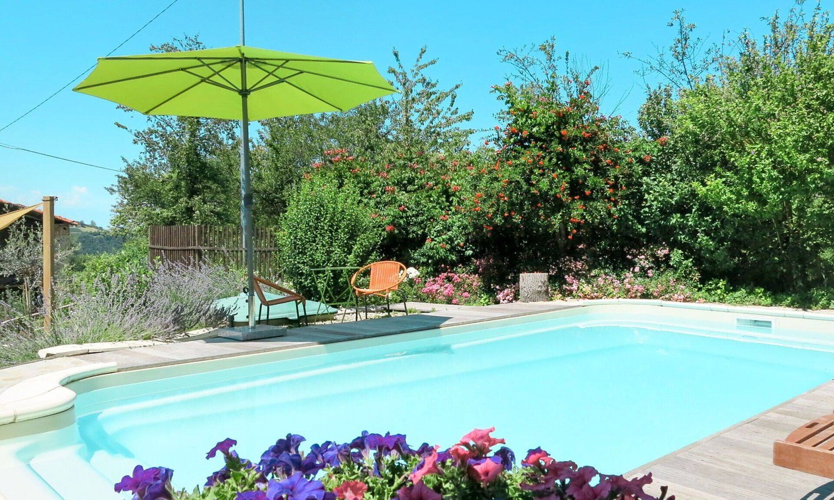 Bonvicino Apartment | Lovely apartment for 4 guests with pool and terrace