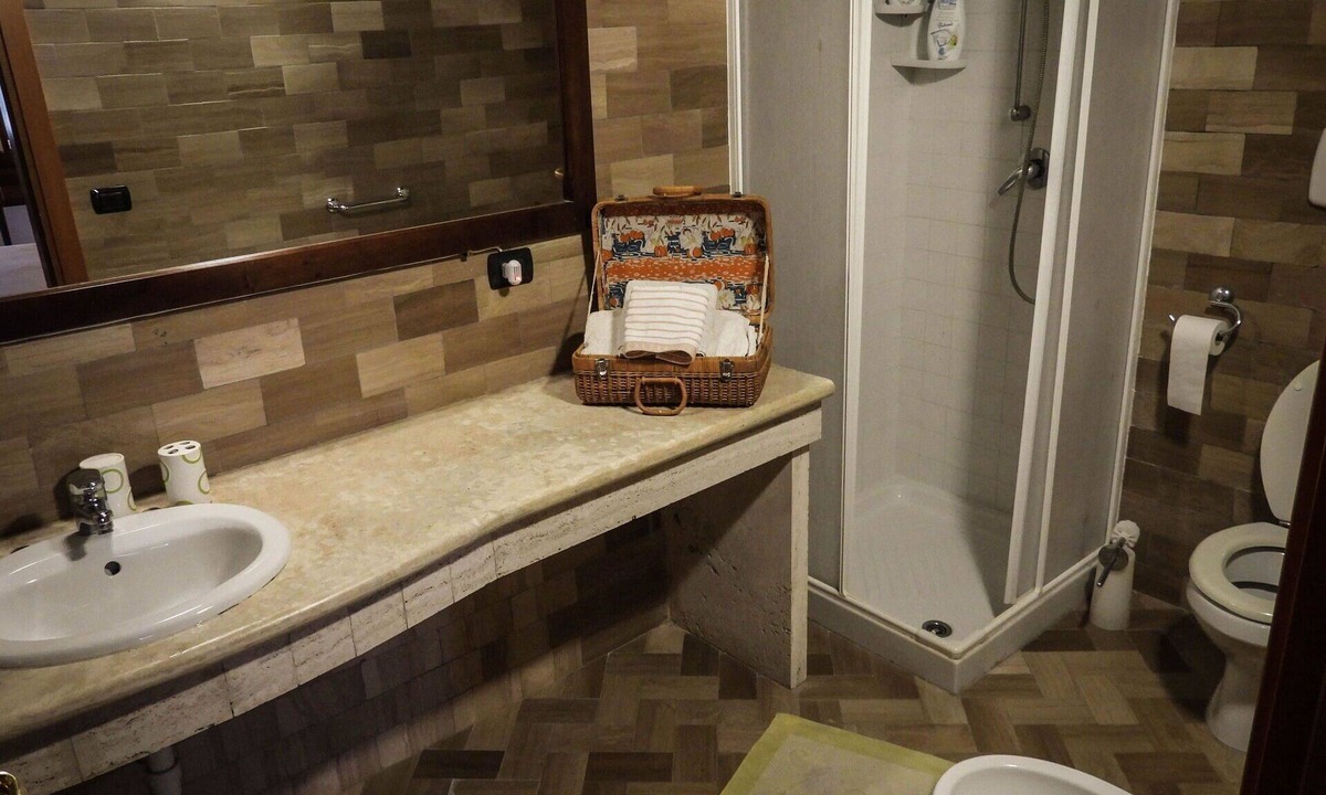 Roccafluvione Villa | Lovely apartment in villa for 4 guests with WIFI, TV and pets allowed, close to Ascoli Piceno