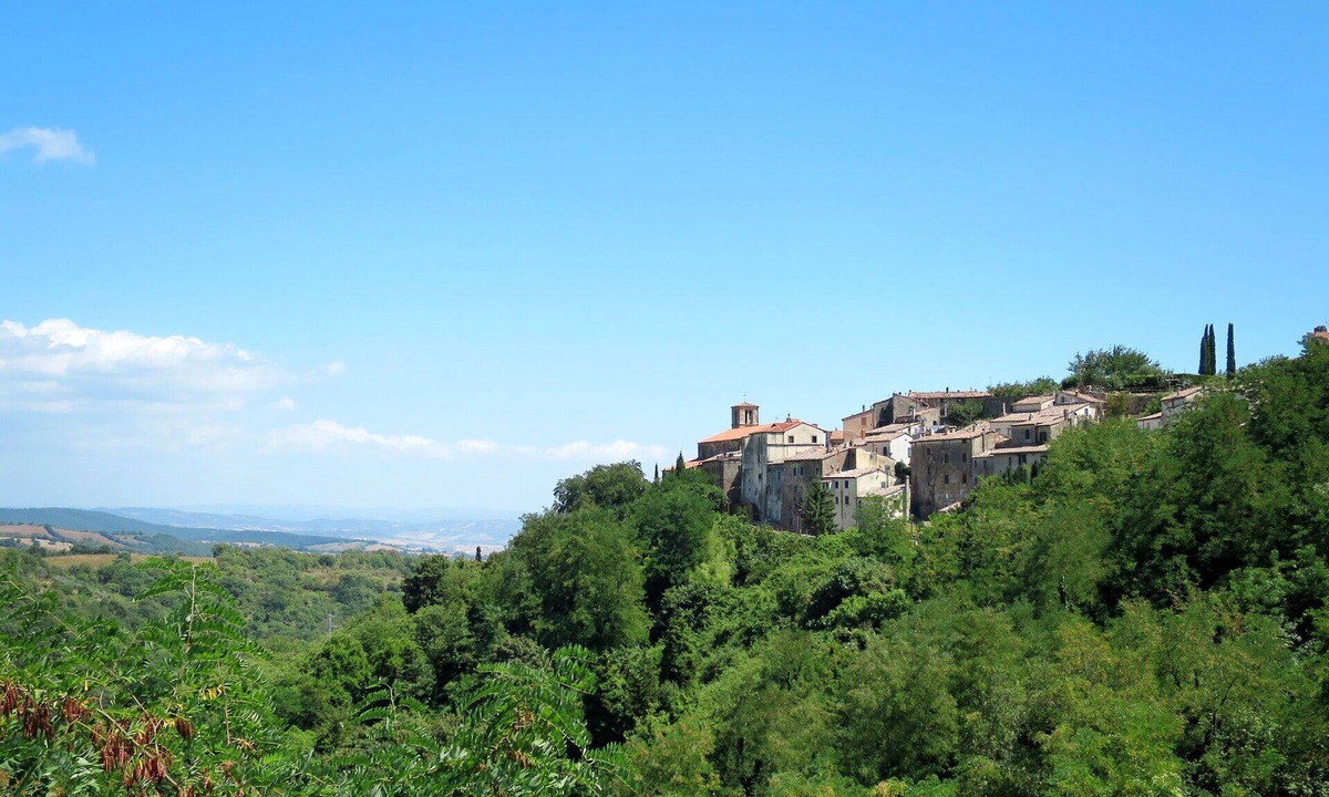 Scansano House | Lovely apartment in villa for 4 people with WIFI, TV, patio and pets allowed