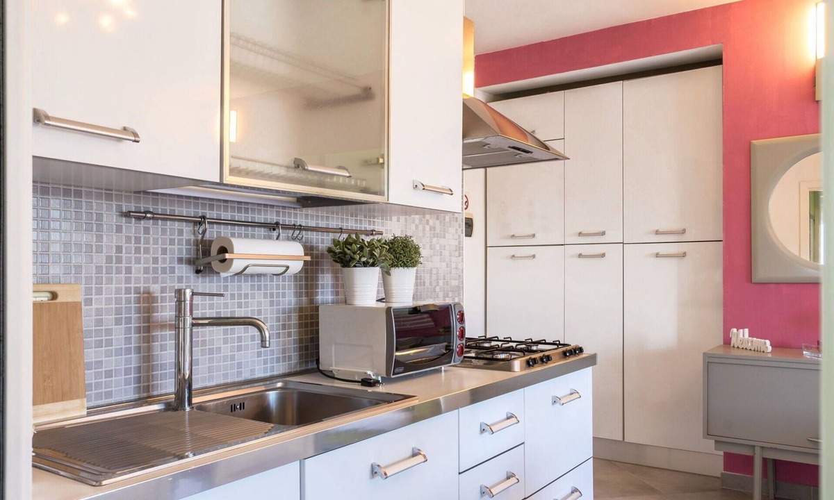 San Tommaso Tre Archi Apartment | Lovely apartment for 3 guests with WIFI, TV, terrace and pets allowed