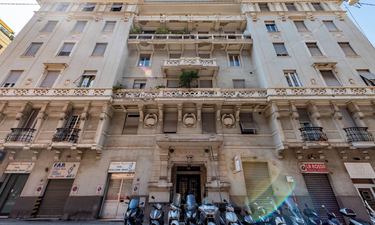 Foce Apartment | Lovely Apartment with Balcony Via Nizza, Genova, Italy