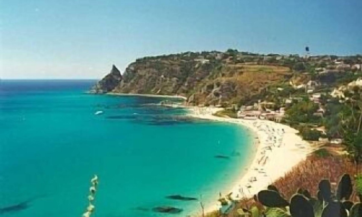 Coccorino Apartment | Lovely hillside apartment with magnificent sea views and excellent facilities.