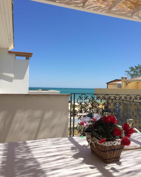 Tortoreto Lido Apartment | lungomare