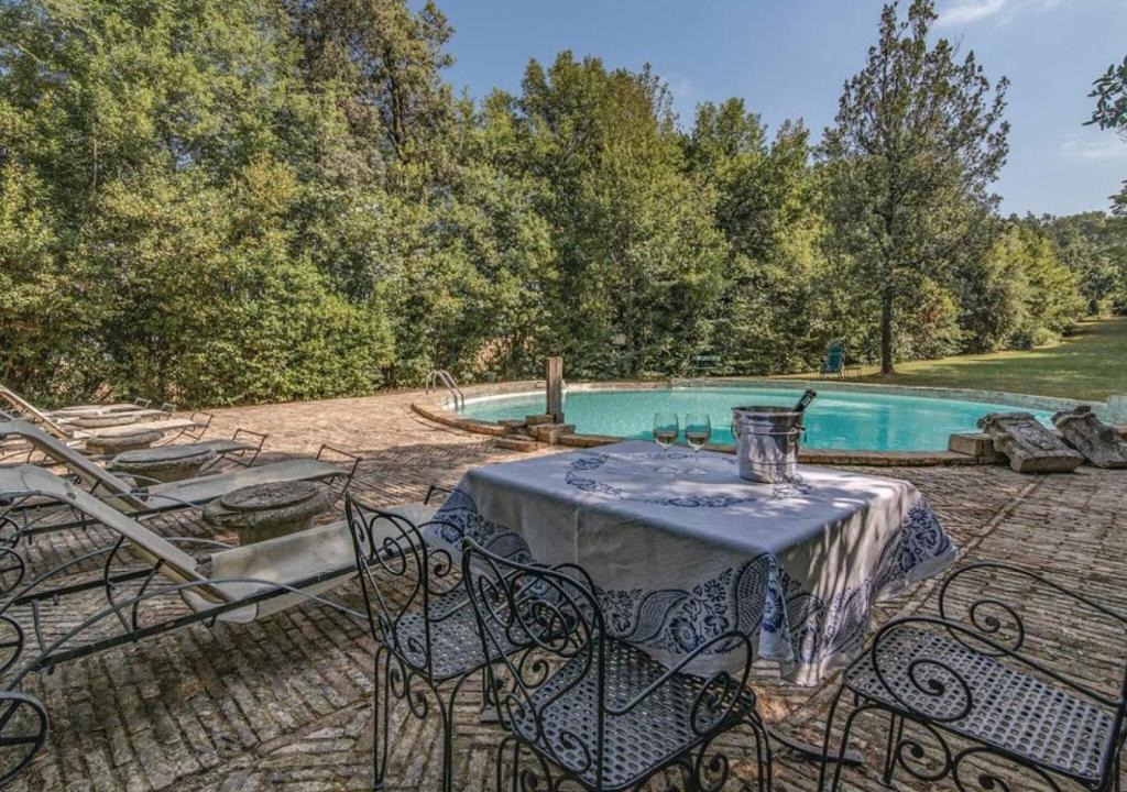 Centofinestre Villa | Luxurious Villa in Filottrano with Swimming Pool