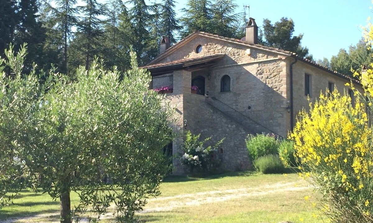 Citta di Castello House | Magnificent Farmhouse with Pool on the borders of Tuscany