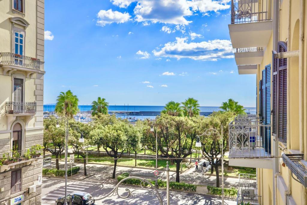 Salerno Apartment | Mareluna Promenade - Seafront Apartments by Mareluna Hotel