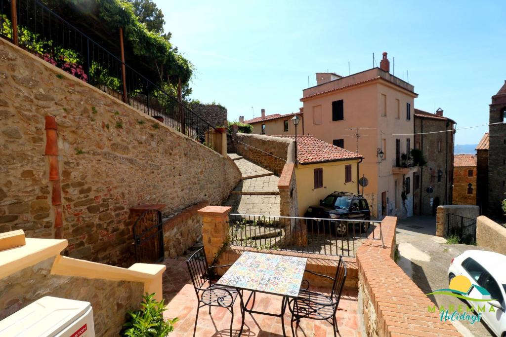Scarlino Apartment | Maremma Holidays- La Casa Di Rocca