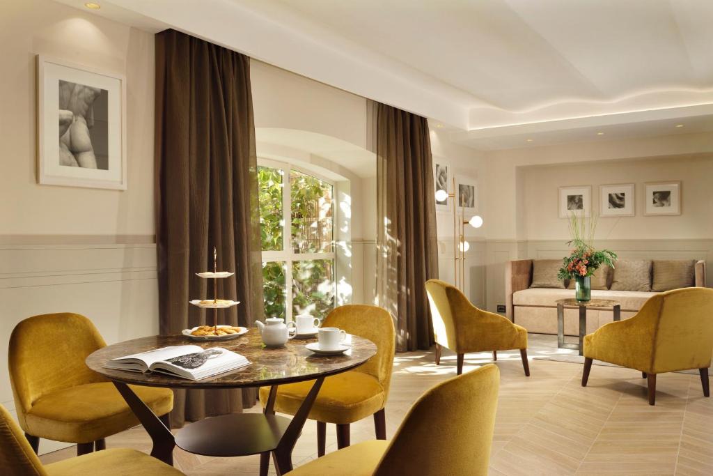 Rione IV Campo Marzio Bed & Breakfast | Margutta 54 Luxury Suites
