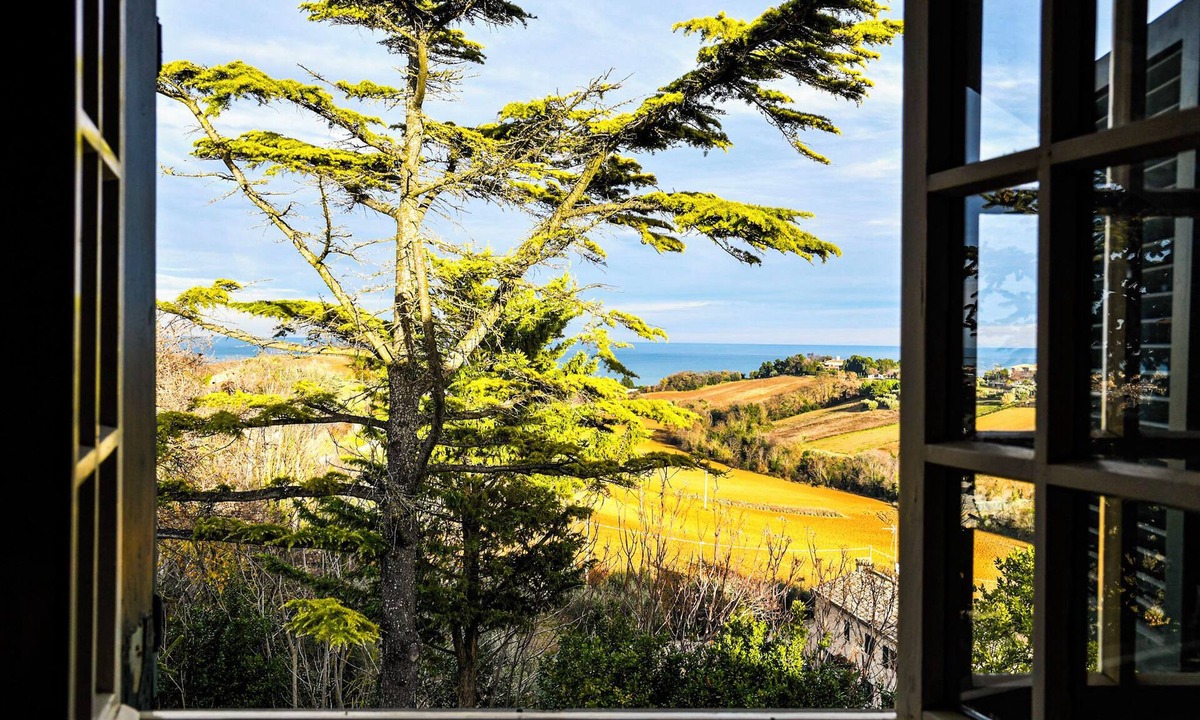 Sant'Elpidio a Mare Villa | Mary Jungle