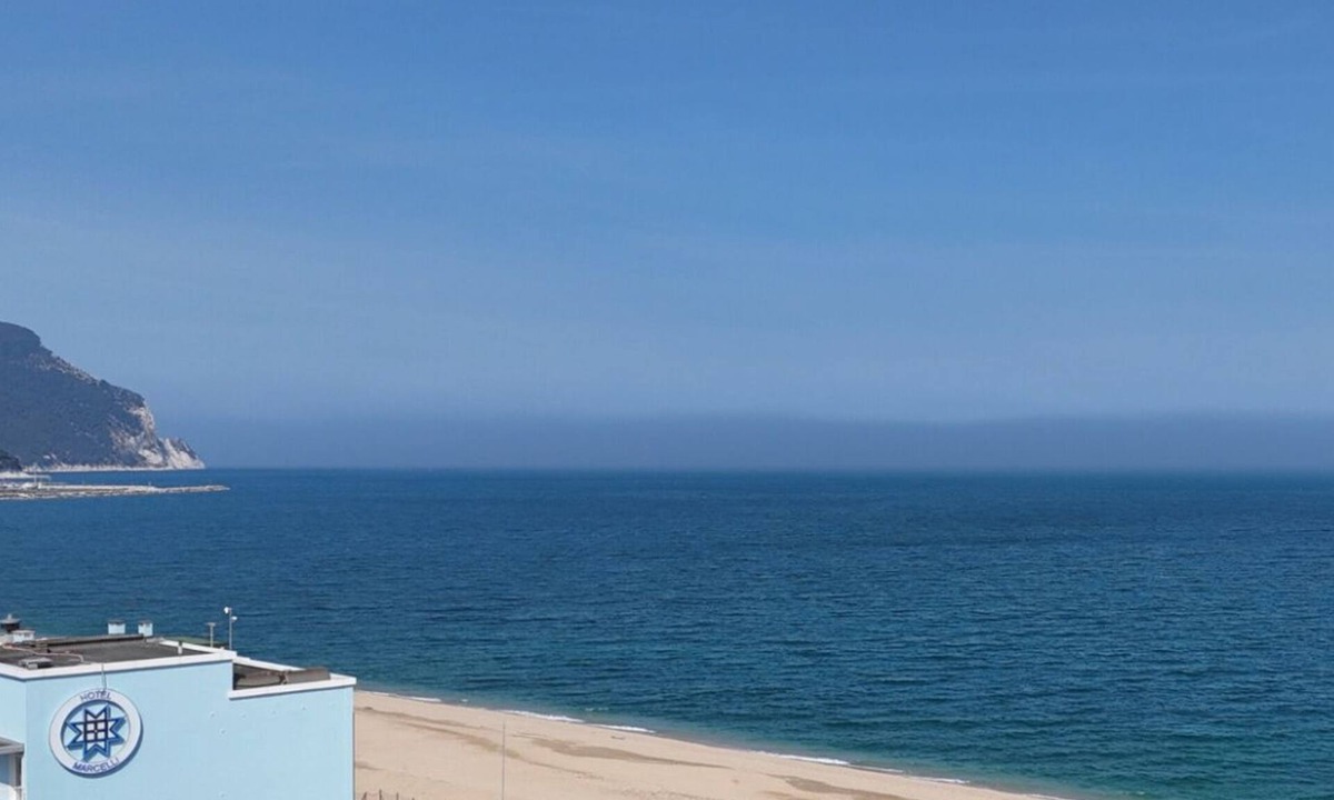 Marcelli Apartment | Mialmare sx - Marcelli, new sea front three-room apartment in the center