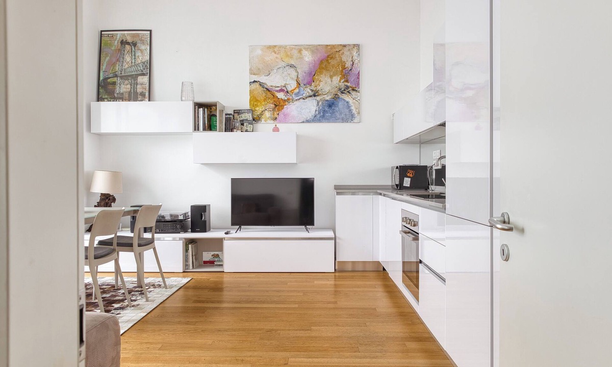 Stadera Apartment | Modern Retreat in the Heart of Milan