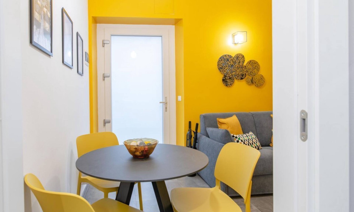 Vanchiglia Apartment | [Mole Antonelliana] Casa Mirò by HappyHosTorino*