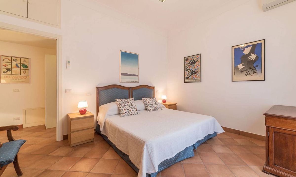 Monti Apartment | Monti 4pax Apartment - few steps from Colosseum