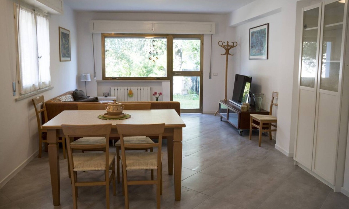 Villaggio Taunus Apartment | N228 - Numana, renovated four-room apartment with garden