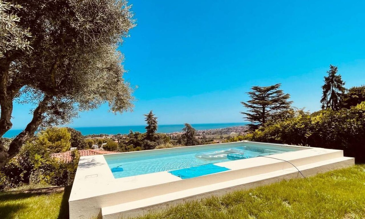 Villaggio Taunus Apartment | N324 – Numana, bright one-bedroom apartment with private pool and garden