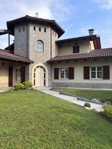 Lanzo Torinese Apartment | Namastè