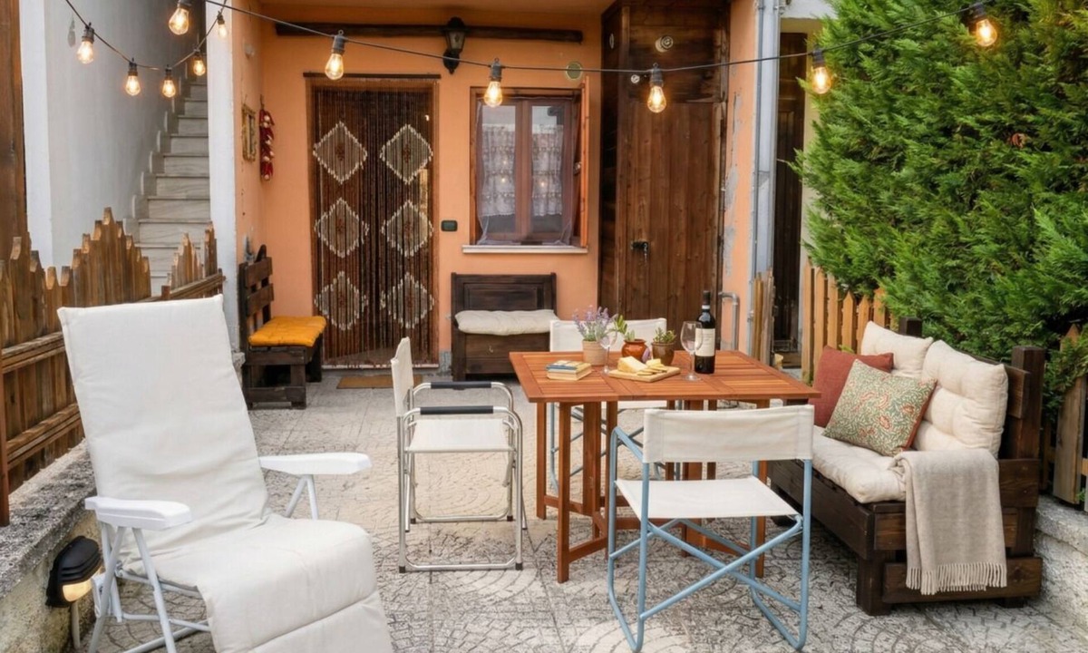 Castel di Sangro Apartment | Nest with Garden, BBQ and WIFI
