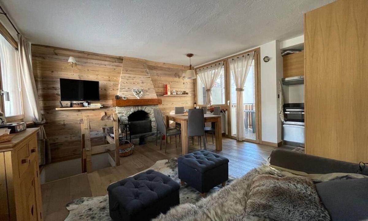 Dolonne Apartment | NEW APARTMENT COURMAYEUR - CENTER