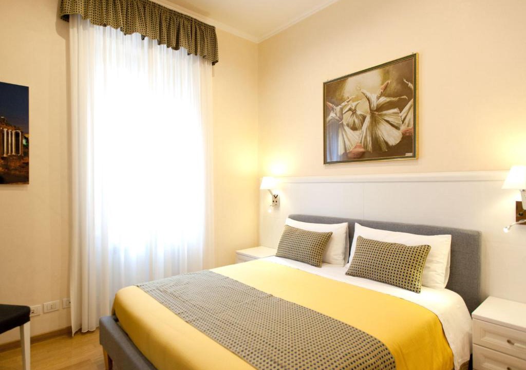 Rione III Colonna Apartment | New Apartment Sistina Trevi-Spagna