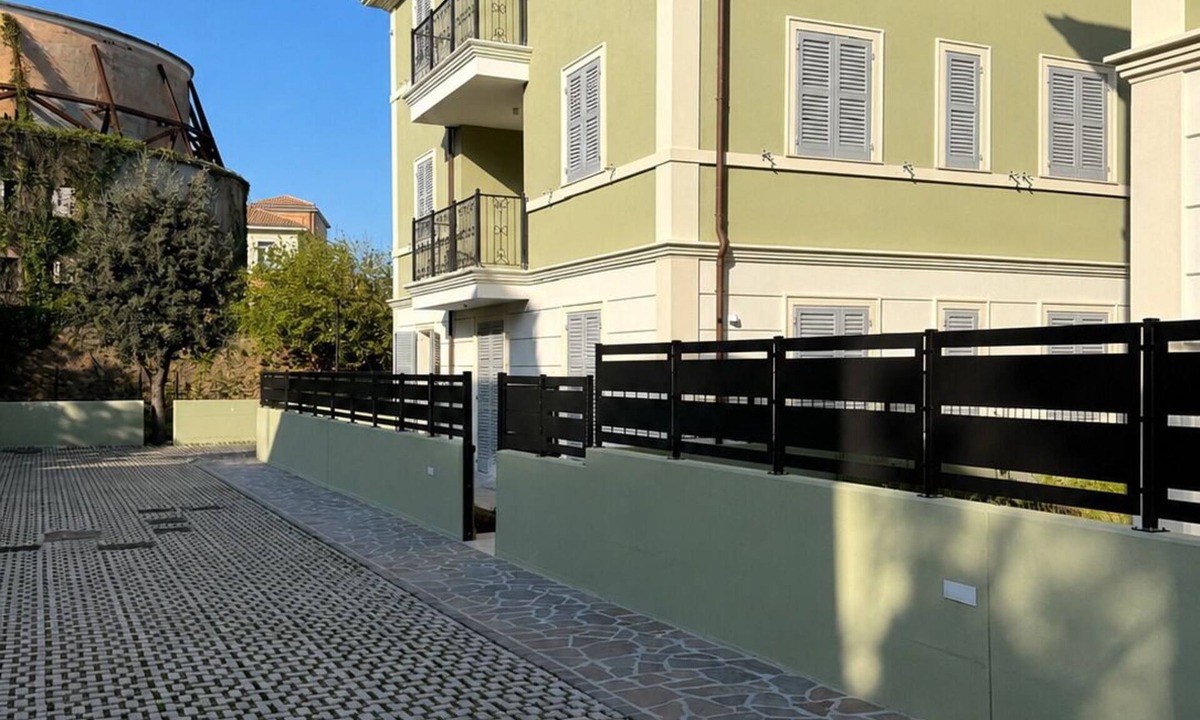 Senigallia Apartment | New apartment with garage 5 minutes walk from the beach, behind the Rock