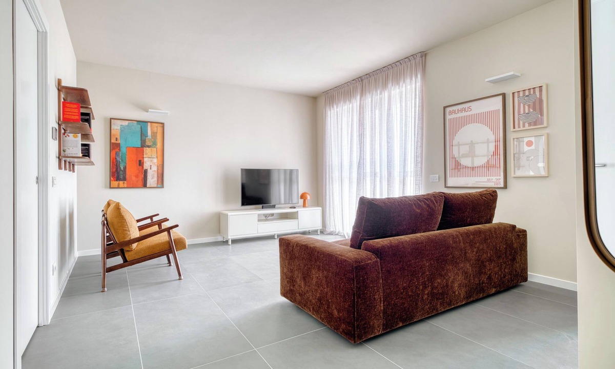 NoLo Apartment | New apt terrace, parking, garden, metro in 2 min