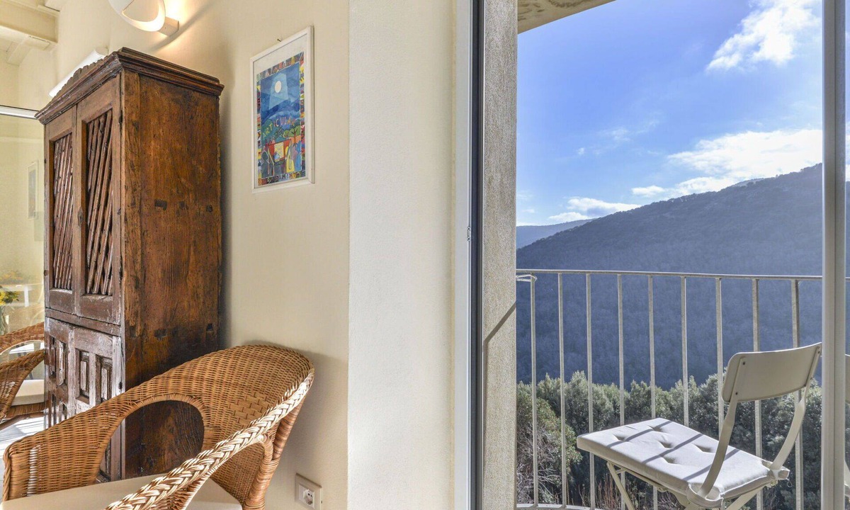 Marciana Apartment | Nice apartment for 2 people with WIFI, A/C, balcony and pets allowed