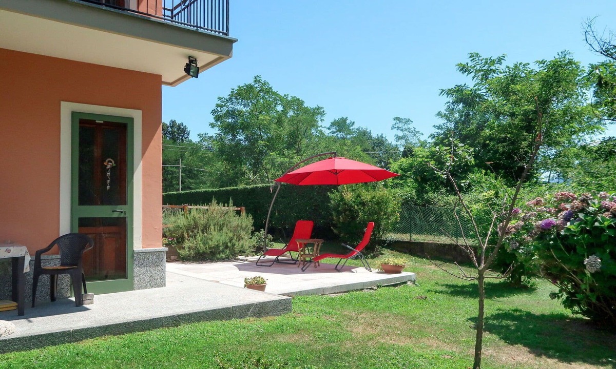 Mergozzo Apartment | Nice apartment for 2 guests with WIFI, TV, patio and pets allowed