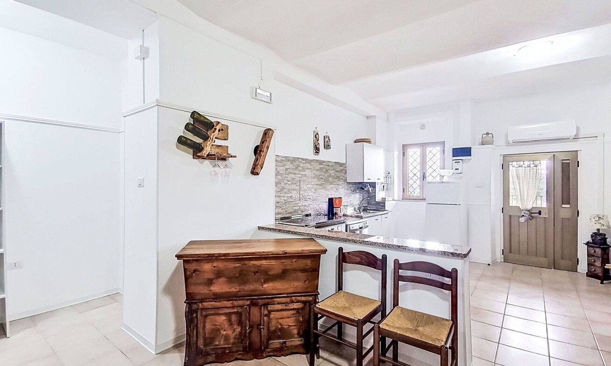 Picciano Apartment | Nice apartment for 4 guests with A/C, WIFI, TV, patio and pets allowed