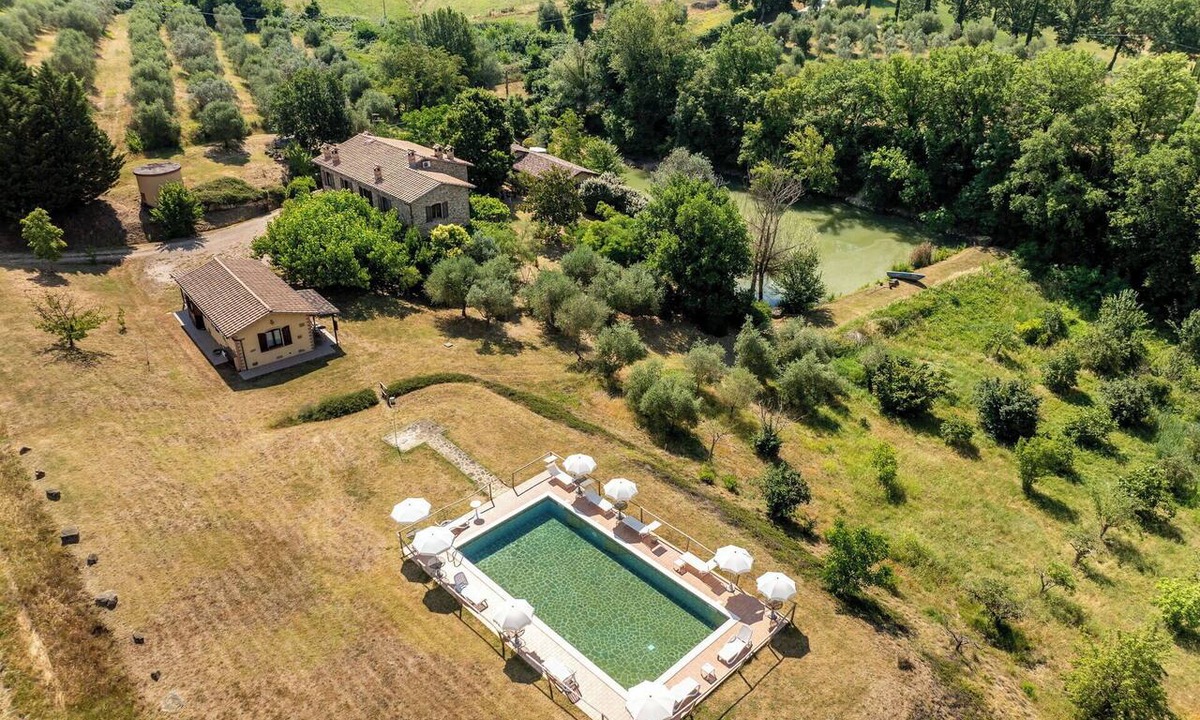 Lidarno House | Nice apartment in villa with A/C, WIFI, pool, TV, patio, pets allowed and panoramic view