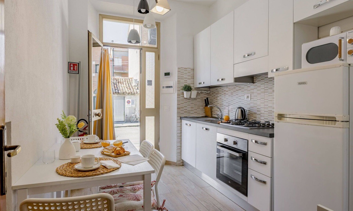 Porto Recanati Apartment | Nice apartment for 8 people with WIFI, TV and panoramic view