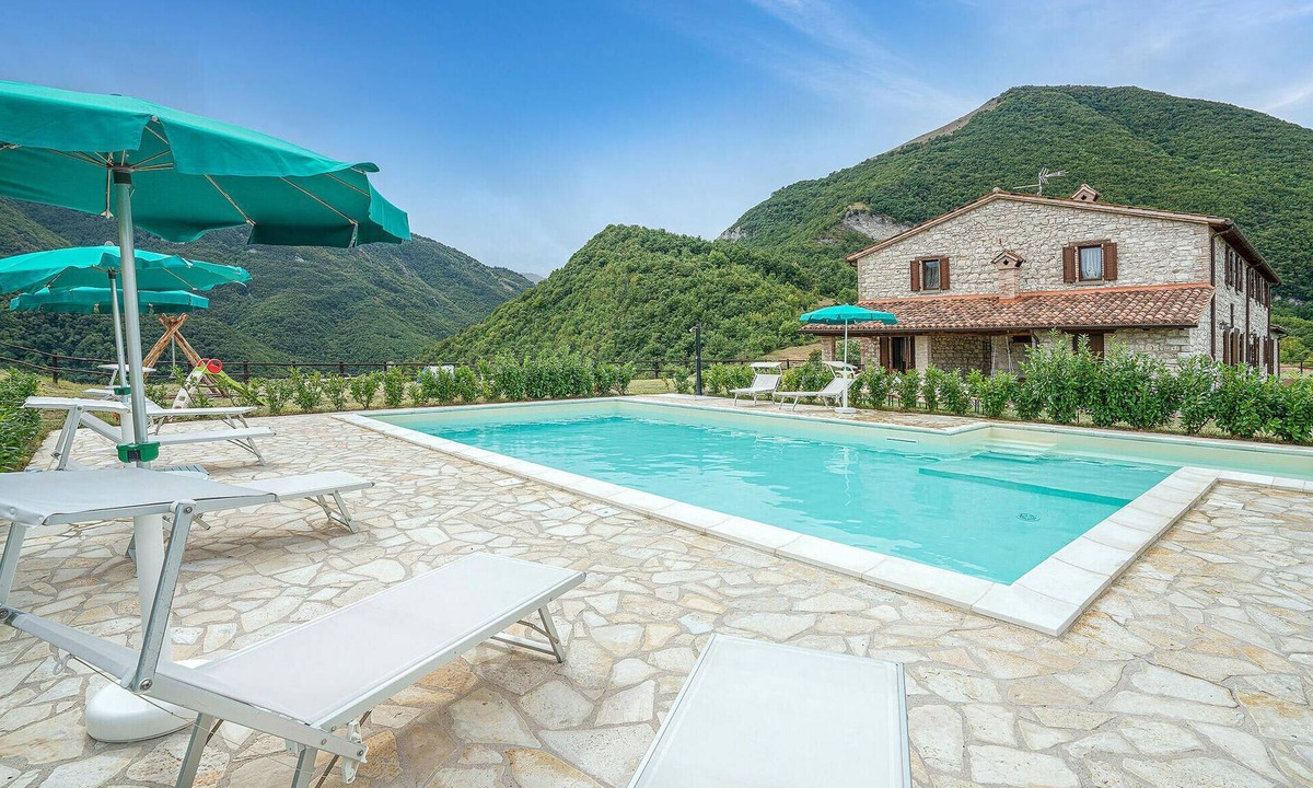 Apecchio House | Nice home in Apecchio (PU)