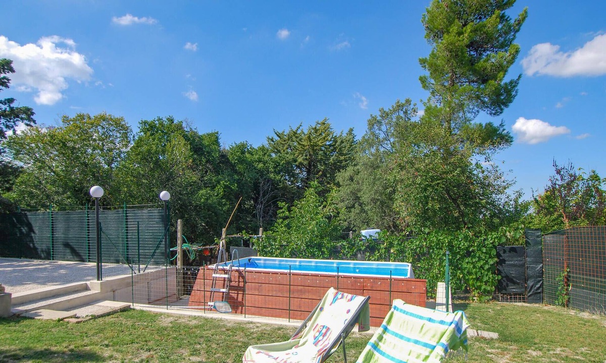 Colle San Valentino House | Nice home in Avenale di Cingoli