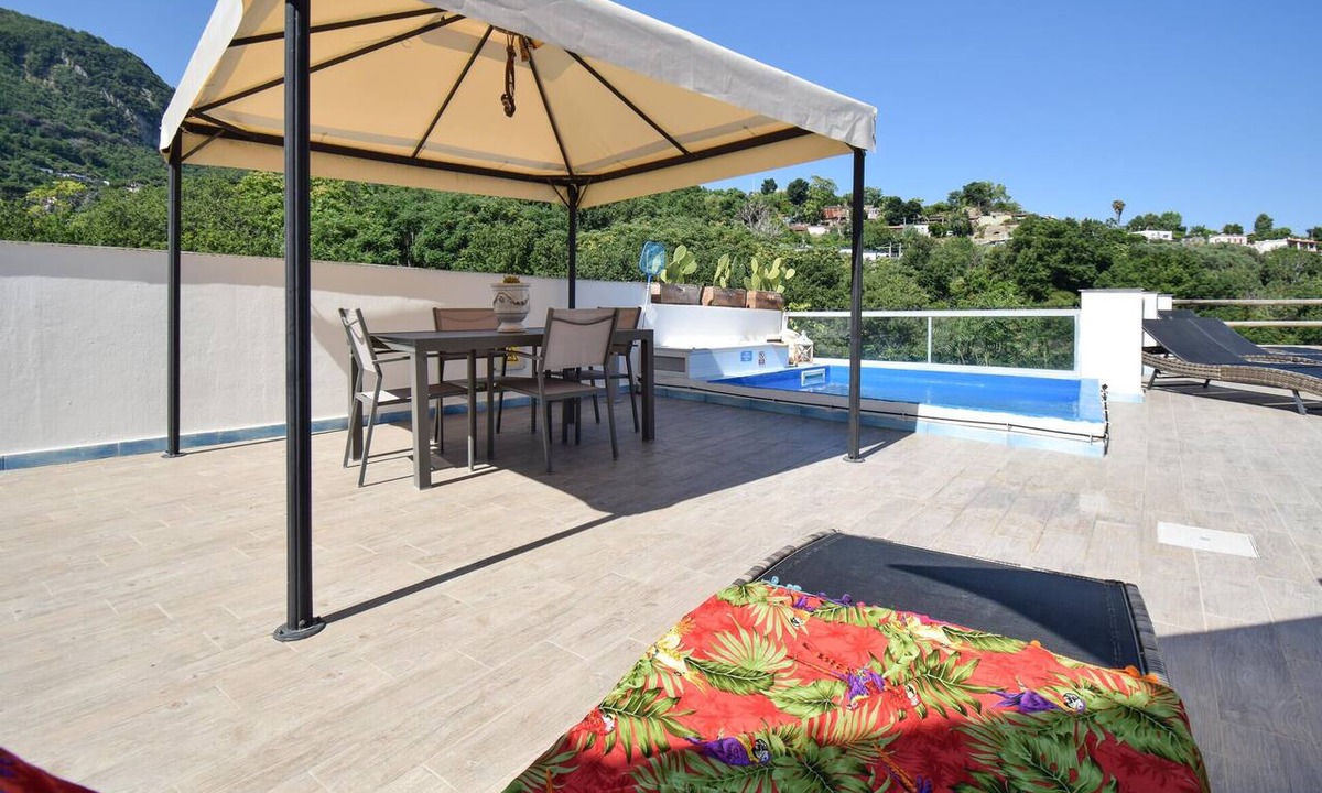 Casamicciola Terme House | Nice home in Casamicciola Terme with sauna