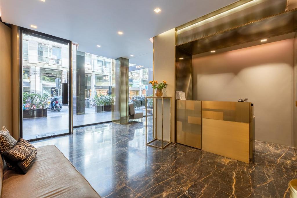 San Babila Apartment | NJ Hotels & Apartments San Pietro all'orto 6