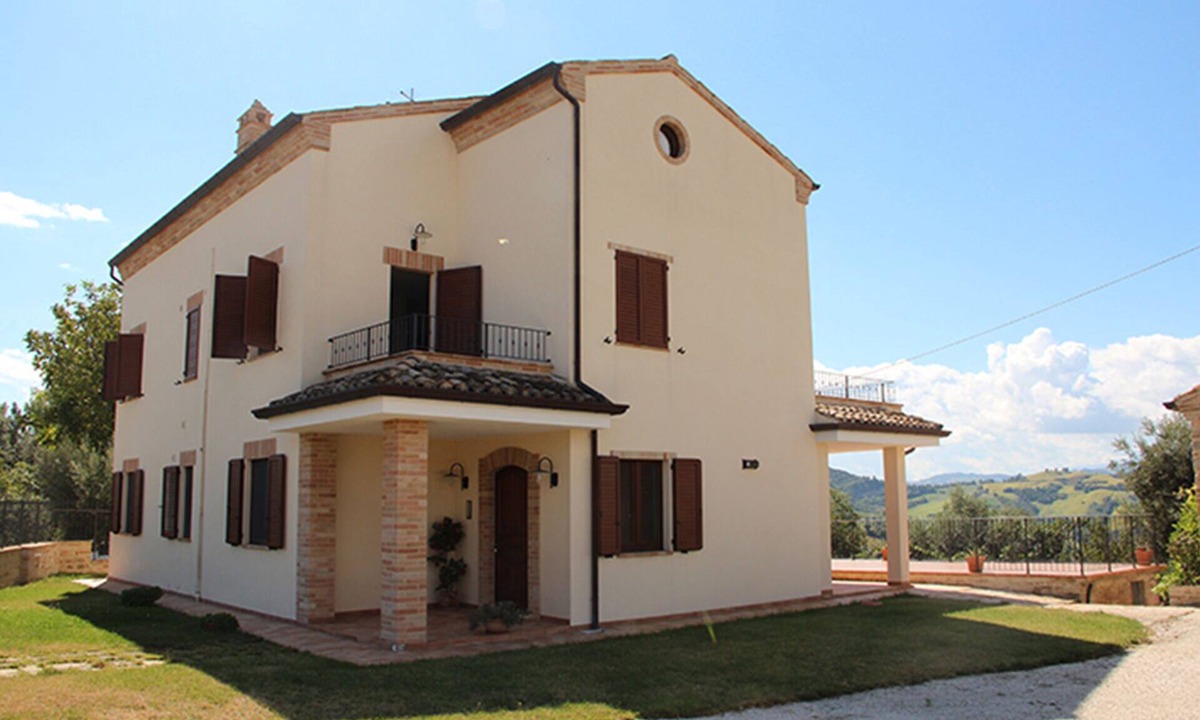 Monteleone di Fermo Apartment | Nonna 'Ttina's house