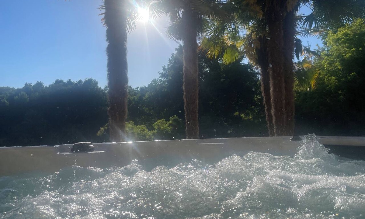 Piea House | Oasi del Silenzio Apartment in Relais with panoramic SPA