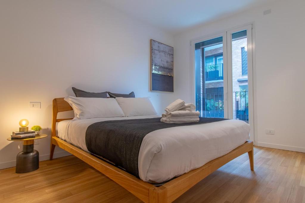 Navigli Apartment | Olgiati Twelve - 3 Charming Bedrooms and Gym