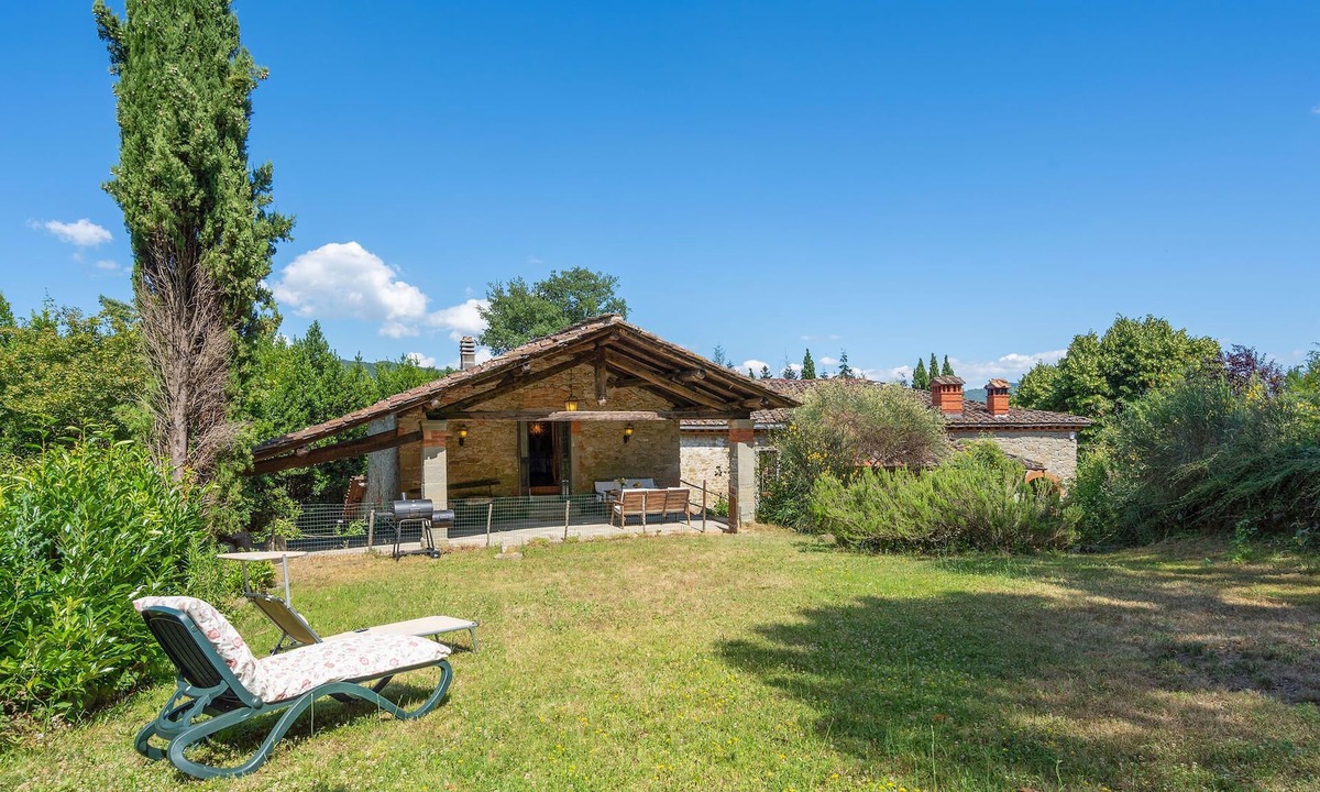Stia House | One km above Stia lies this friendly cottage.