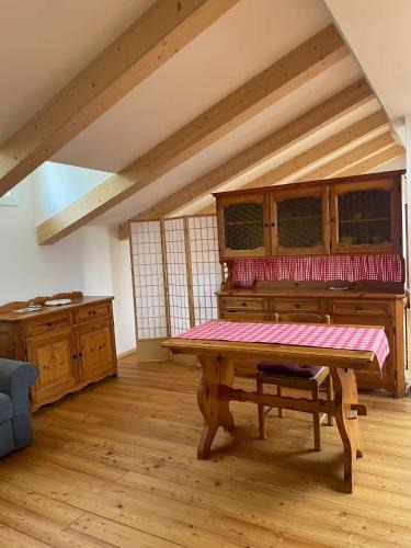 Osimo Apartment | Openspace in legno La Casa sull'Albero