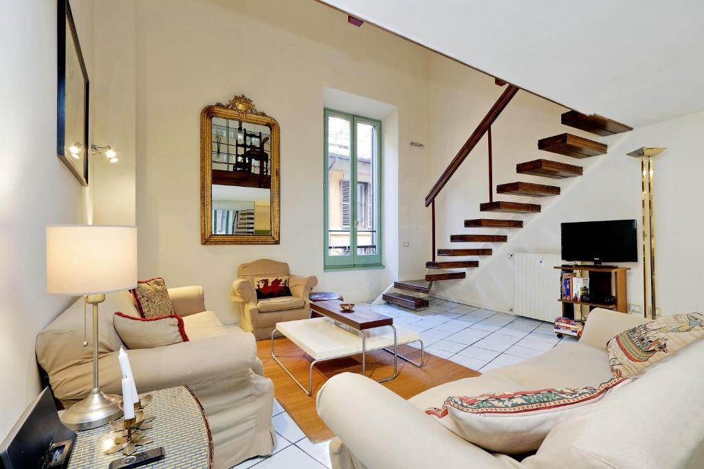 Rione V Ponte Apartment | Orso House Apartment | Romeloft