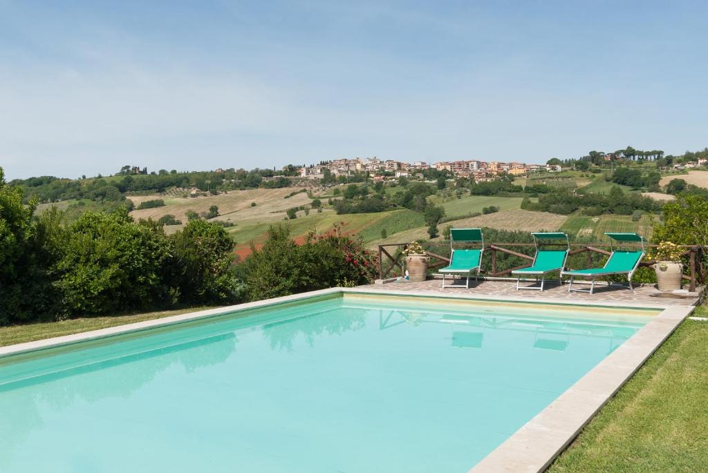 Otricoli Villa | Otricoli Villa Sleeps 8 Pool WiFi